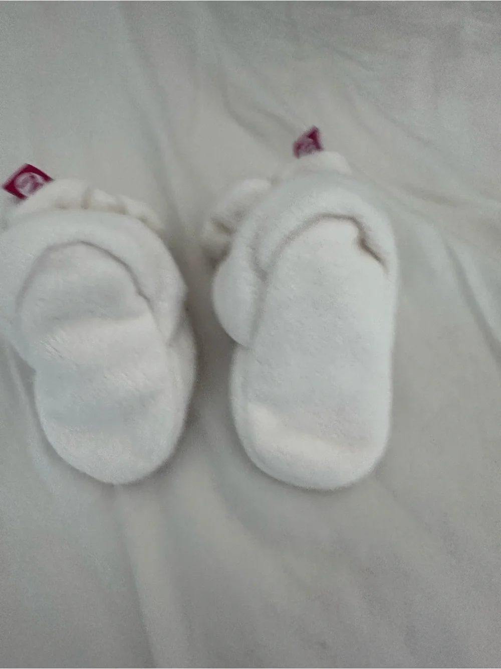 Zutano 6M Plush White Baby Booties with Snap Cuff